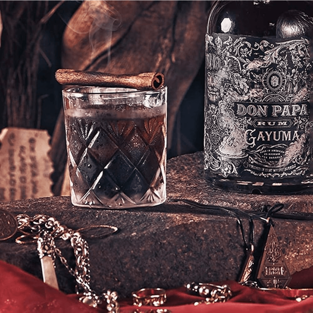 Rum Don Papa Gayuma edizione limitata in astuccio 70cl con 6 bicchierini in vetro