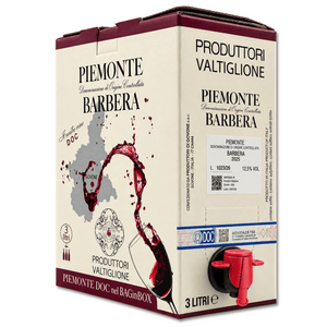 L’Azienda PRODUTTORI DI GOVONE, fondata nel 1957, produce vini di alta qualità che rappresentano il territorio e che sono riconosciuti a livello internazionale. Attualmente la cantina conta circa 250 soci conferenti, proprietari e conduttori di 300 ettari di vigneto. Essi sono dislocati nelle aree di Alba, Langhe, Roero, Asti e Monferrato.

Rosso rubino scarico e brillante con riflessi violacei giovanili.

Profumo intenso, vinoso e fruttato. Spiccano note nette di frutti rossi freschi (ciliegia, marasca, mo