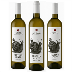 Zona di produzione: Vigneti di proprietà coltivati in agricoltura biologica situati nei Comuni di Offida e Castel di Lama.

Resa per ettaro: 70 quintali

Vinificazione: Selezione dei grappoli migliori. Pigiatura soffice con lenta fermentazione dopodiché affinamento sulle fecce fini

Colore: giallo paglierino con riflessi verdognoli.

Olfatto: si riscontrano note floreali (fiori bianchi), sentori di anice e salvia.

Gusto: è fresco, minerale, sapido. E’ un vino lungo perché possiede un retrogusto persistente