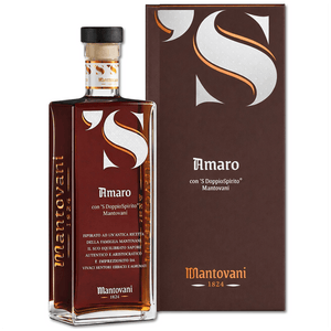 È ispirato ad una antica ricetta gelosamente custodita all’interno del Museo della Famiglia Mantovani. Il gusto intenso, le note erbacee e i sentori agrumati, rendono ’S Amaro l’ideale per sublimare le occasioni importanti. Il sapore di ’S Amaro, distinto e raffinato, è reso unico e inimitabile dalle preziose note di ’S DoppioSpirito® Mantovani.

'S DoppioSpirito è l'ingrediente speciale che aggiunto a questo liquore dona note vellutate e lo arricchisce con fragranze che ricordano l' uva passa e la va