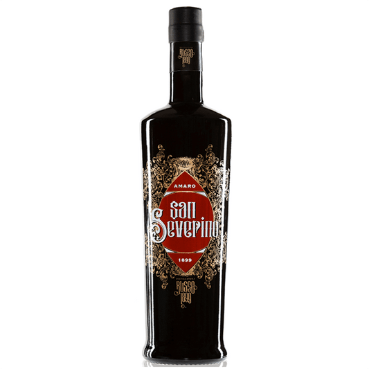 Esprime in tutta la sua complessità note amaricanti accompagnate dall’elegante profumo di mirto.

Il nostro amaro nasce dall'incontro del mirto raccolto sulle colline dello storico castello della famiglia San Severino e le erbe aromatiche autoctone del territorio circostante.

Provalo ghiacciato come fine pasto o in miscelazione.