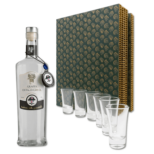 Grappa delicata, caratterizzata da note floreali di lavanda e camomilla e fruttate di dattero.

Questa è una Grappa divina con piacevoli sentori di muschio bianco.


Contiene: Grappa di Falanghina 70cl Distillatori Russo 1899 70cl + 6 Bicchierini in vetro

Misure scatola: cm 9x29x36