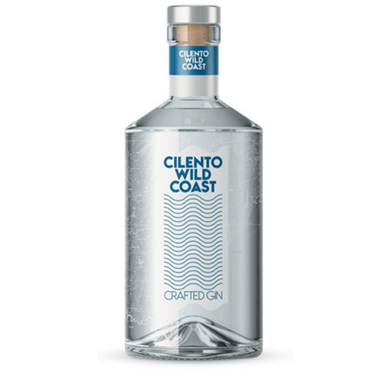 È un gin mediterraneo che esprime gli aromi della meravigliosa costa selvaggia del Cilento.

Ogni bottiglia del Cilento Wild Coast è unica. 

La raccolta delle botaniche avviene a mano e gli ingredienti sono diversi in ogni stagione donando sensazioni nuove.

Ciò consente ad ogni distillazione di diventare un’opera organolettica irripetibile.

Luminoso e cristallino alla vista.

Armonioso al naso, fresco di agrumi, arricchito da tocchi di mirto seguito da sfumature speziate di finocchio marino e ginepro