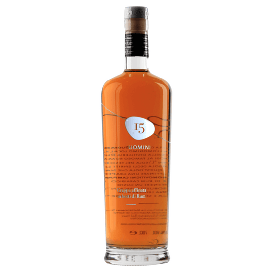 La grappa 15 uomini è un' acquavite invecchiata in botti di rum caraibiche per un periodo che va dai 12 ai 18 mesi e in botti di rovere precedentemente usate per il vino taurasi.

Grappa decisamente aromatica, caratterizzata da nota di nocciola, tabacco e erba fresca.


Questa pregevole grappa ha sentori di marasca e ribes.
