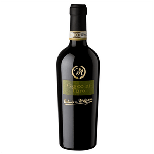 Colore paglierino con riflessi dorati che ricordano l’uva matura di collina.
Il profumo è ampio, un naso di fiori d’arancio e scorza d’agrumi con note marcate
della mandorla tostata. In bocca è pieno, di buon corpo, con un binomio morbidezza
e acidità ben equilibrato intenso e persistente. 