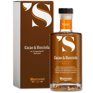 Nobili fave di cacao Porcelana e nocciole trilobate dell'Alta Langa sono esclusivi ingredienti di questo liquore dal gusto dolce e armonico reso unico e inimitabile dalle preziose note di ’S DoppioSpirito® Mantovani. 

'S DoppioSpirito è l'ingrediente speciale che aggiunto a questo liquore dona note vellutate e lo arricchisce con fragranze che ricordano l' uva passa e la vaniglia.

Cosa è  l'ingrediente speciale?

'S DoppioSpirito, è una miscela al 75% di Grappa invecchiata e il 25% di Rum Ca