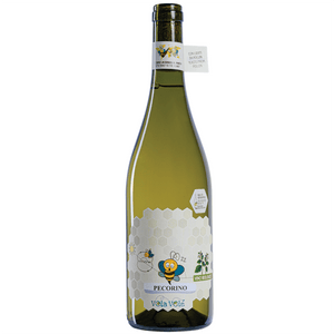 Vino Bianco Biologico Vegan con certificazione Biodiversity friend.

Giallo paglierino tenue con riflessi verdognoli

Odori di sambuco, frutta matura con sentore di pera

Vena acidula e sapidità si bilanciano con la struttura e la morbidezza

Vino biologico certificato per biodiversità in Abruzzo. 

La cantina effettua la selezione dei lieviti sul polline proveniente dalla flora locale. 

Da questo polline sono selezionati i lieviti per la fermentazione di questo vino 