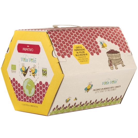 Vino Biologico Vegan con certificazione Biodiversity friend.

Lieviti di fermentazione dal polline delle nostre api.

Rosso rubino vivace, al naso prugne, carrube, ciliegie.

In bocca è caldo, giustamente tannico, intenso, con un finale di frutta rossa in confettura. 

Morbido e vellutato.