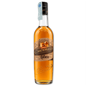 È forse il prodotto alcolico più tipico delle Isole Canarie.

È ottenuto unendo il Ron Añejo agricol prodotto da succo fresco di canna da zucchero canaria con il caramello, quindi nessun ricorso ad alcool neutro né ad aromi artificiali. 

La Distilleria Aldea venne fondata nel 1936 da Manuel Quevedo Alemán sull’isola di Gran Canaria. 

L’isola di La Palma offre il giusto mix di natura, storia, cultura, tradizione, capacità artigianali e qualità; la produzione attuale mantiene la stessa passio