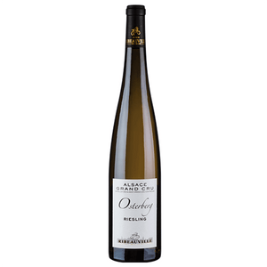 Il Riesling è il re dei vini d'Alsazia.

Naso intenso, con note di agrumi e pietra focaia.

Attacco franco, di buona persistenza con note di limone.

Situata sul Ban de Ribeauvillé, su suoli argillosi e sassosi e pendii medio- ripidi esposti ad est-sud-est, con ottimo soleggiamento.

Il meglio del Riesling 2018:&nbsp;83
Wine Enthusiast 2020: 93
IWSC 2020: 96
Il meglio del Riesling di Meininger:
Concorso internazionale di vini e liquori 2020: 96

Vigneto collinare interamente raccolto a mano