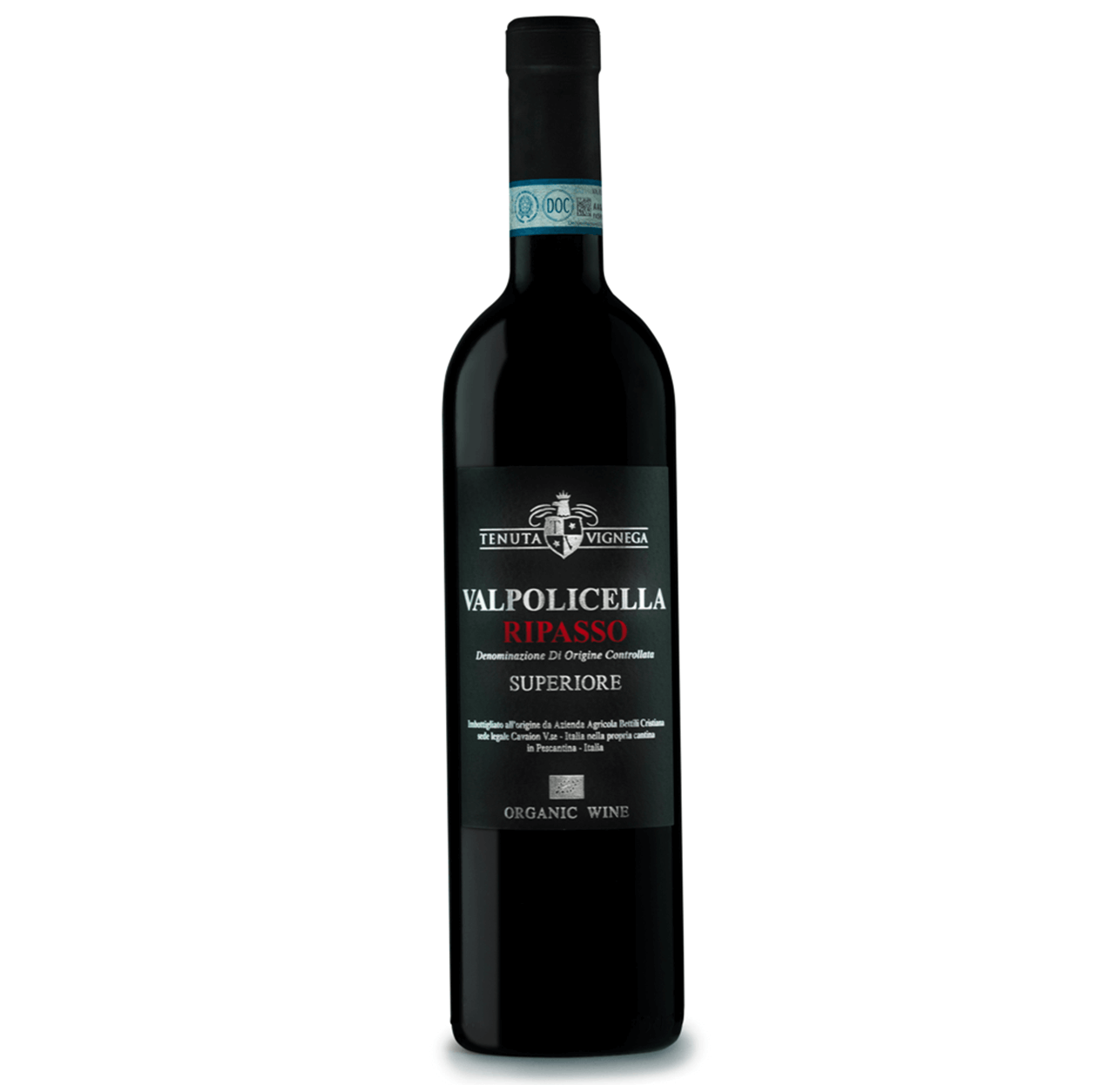 Dopo la svinatura, il vino è conservato in un serbatoio di acciaio fino al ripasso con le vinacce di Amarone della stessa annata. 

Questa operazione inizia alla fine di gennaio, dove il vino sosta nella vinaccia di amarone per una settimana.

Successivamente viene affinato in botti di rovere di Slavonia e in barriques di rovere francese.

Il colore è rosso luminoso.

Il profumo è intenso di ciliegie mature, mora con leggero sentore di cioccolato e vaniglia.

Al gusto è piacevole, con una nota di 