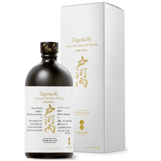 Dal 1976 esperta nell'arte dell'invecchiamento sotterraneo, la distilleria Sakurao invecchia in botti di rovere i suoi whisky sepolti ai piedi del monte Osorakan, diverse centinaia di metri sottoterra. Queste montagne circostanti sono particolarmente generose anche per il marchio Togouchi, poiché anche l'acqua utilizzata viene prelevata dal fiume Oze. Queste caratteristiche uniche e differenzianti contribuiscono allo sviluppo di una gamma di whisky eleganti e fruttati, assemblati con pre