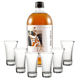 Il Nobushi Blended Whisky porta il nome di un gruppo di guerrieri d’élite, discendenti dall’epoca feudale del Giappone. Questo whisky di origini giapponesi viene realizzato utilizzando una magnifica combinazione di whisky proveniente da Miyagi e Nagano. Questi distillati vengono successivamente miscelati e invecchiati in botti di rovere americano a Kiyokawa. Nobushi Blended Whisky si distingue per il suo equilibrio impeccabile, la sua raffinatezza e la sua vellutata morbidezza. Dal colore ambrato