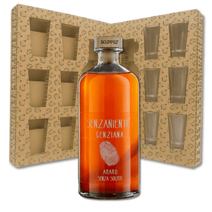 Confezione regalo con Genziana Senzaniente senza solfiti Scuppoz 70cl e 6 bicchierini in vetro