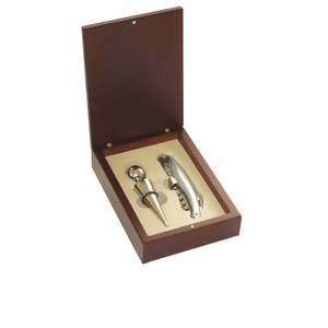 Sommelier-Geschenkset: Metallkorkenzieher und verchromter Metall-Servierverschluss in einer eleganten Holzbox