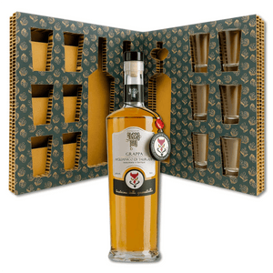 Confezione regalo con Grappa di Aglianico da Taurasi barrique Distillatori Russo e 6 bicchierini in vetro